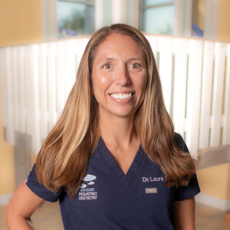 Dr Laura Headshot 2025 - St. Johns Pediatric Dentistry
